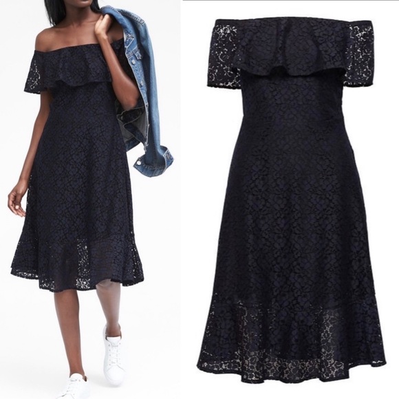 Banana Republic Dresses & Skirts - *NWT* Banana Republic Navy Lace Dress